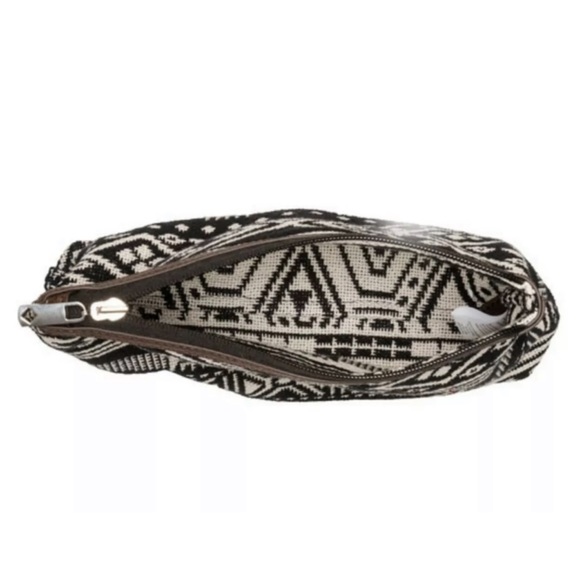 Thirty One Reversible Pouch Rio Weave - Picture 3 of 7